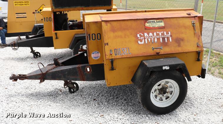 image for item DK9507 1998 Smith 100DP air compressor