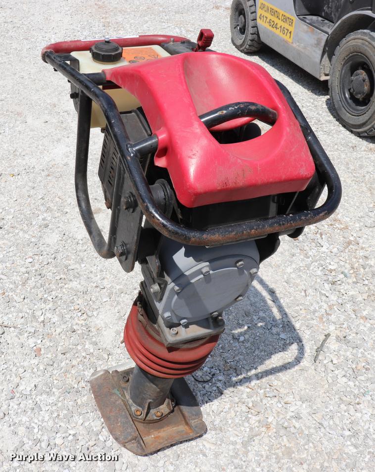 image for item DK9522 Robin EC12 compactor