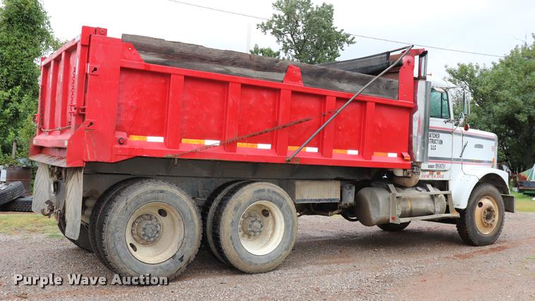 image for item DK9532 1988 Freightliner FLC dump truck