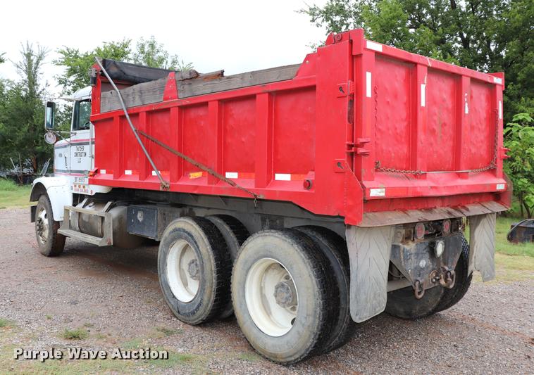 image for item DK9532 1988 Freightliner FLC dump truck