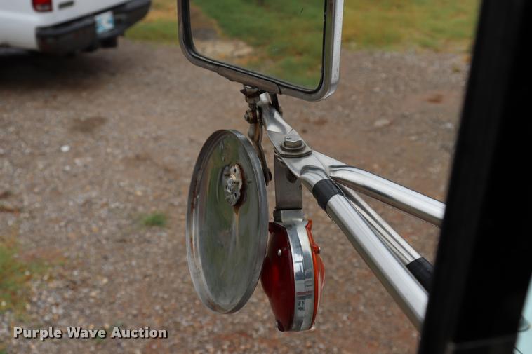 image for item DK9532 1988 Freightliner FLC dump truck