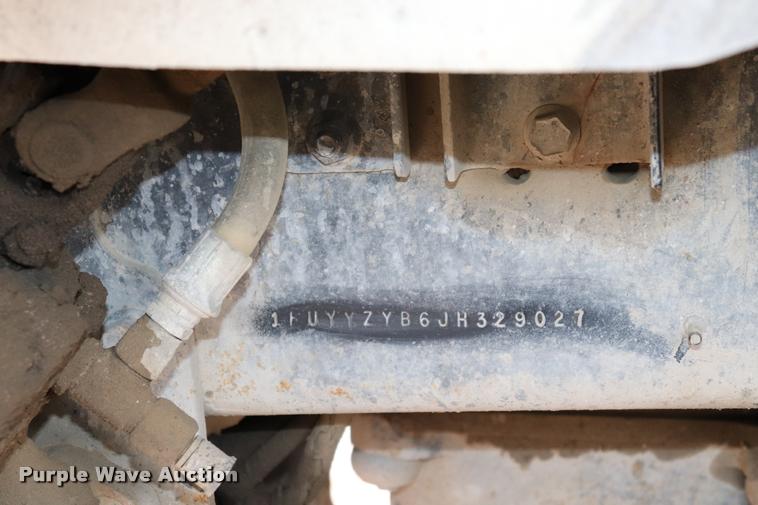 image for item DK9532 1988 Freightliner FLC dump truck