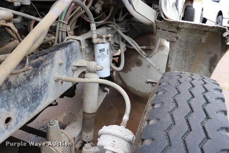 image for item DK9532 1988 Freightliner FLC dump truck