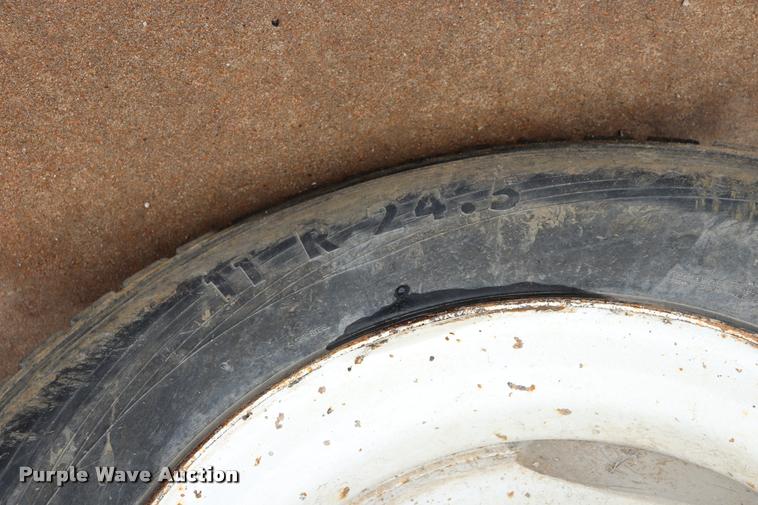 image for item DK9532 1988 Freightliner FLC dump truck