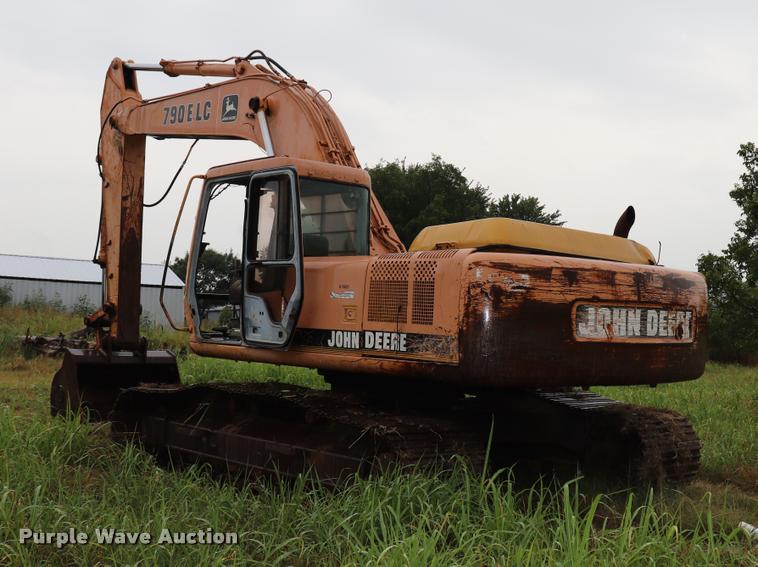 image for item DK9533 1997 John Deere 790E LC excavator