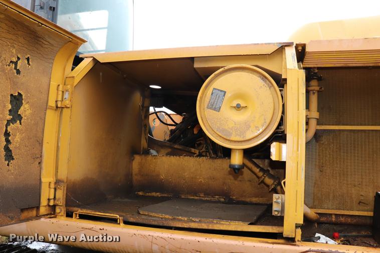 image for item DK9533 1997 John Deere 790E LC excavator