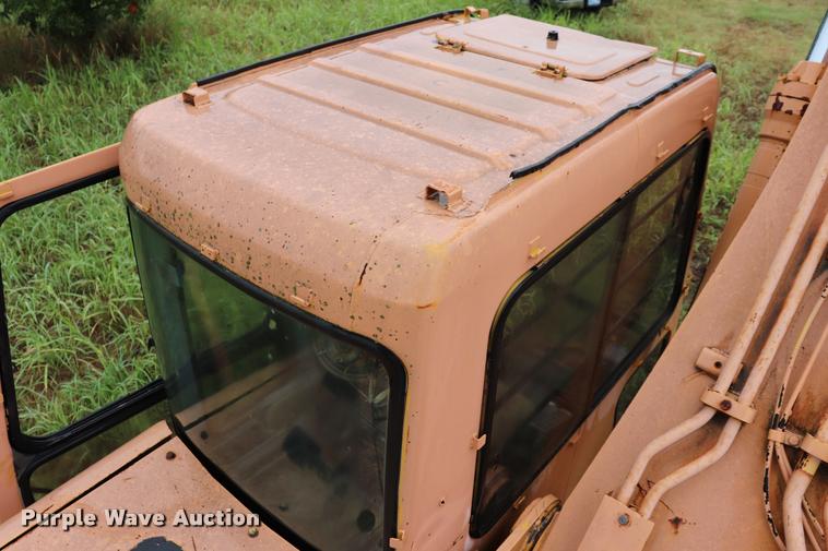 image for item DK9533 1997 John Deere 790E LC excavator