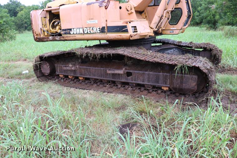 image for item DK9533 1997 John Deere 790E LC excavator