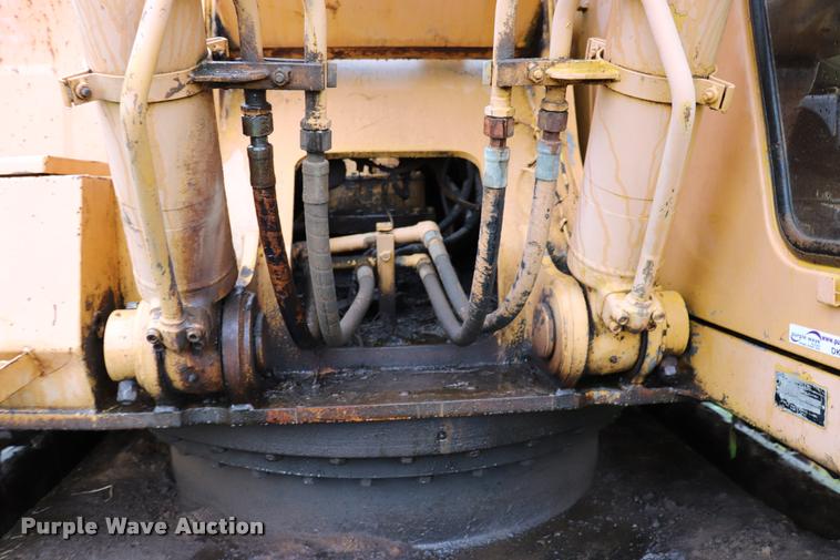 image for item DK9533 1997 John Deere 790E LC excavator