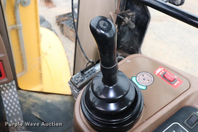 image for item DK9535 2000 John Deere TC62H wheel loader