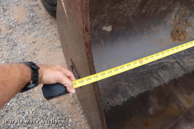 image for item DK9535 2000 John Deere TC62H wheel loader