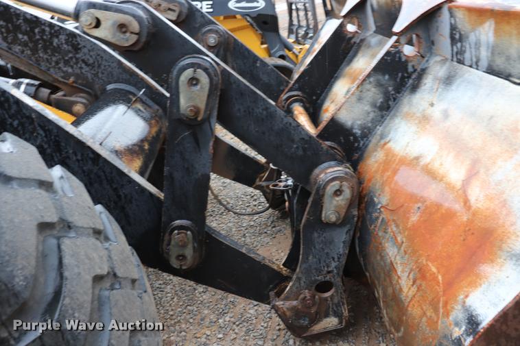 image for item DK9535 2000 John Deere TC62H wheel loader