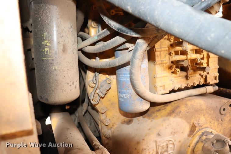 image for item DK9535 2000 John Deere TC62H wheel loader