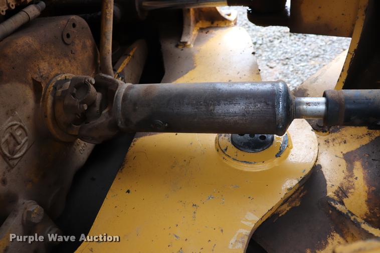 image for item DK9535 2000 John Deere TC62H wheel loader