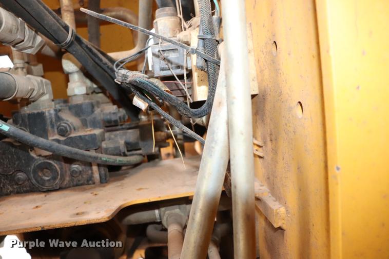 image for item DK9535 2000 John Deere TC62H wheel loader