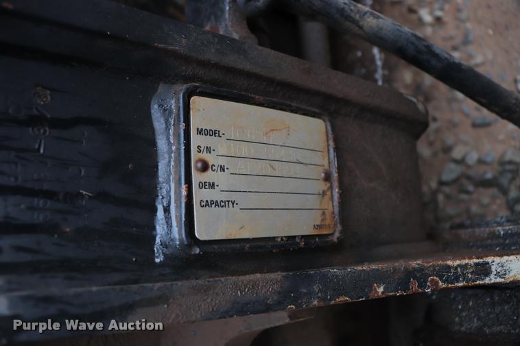 image for item DK9535 2000 John Deere TC62H wheel loader