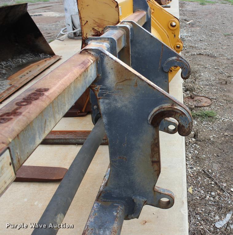 image for item DK9535 2000 John Deere TC62H wheel loader