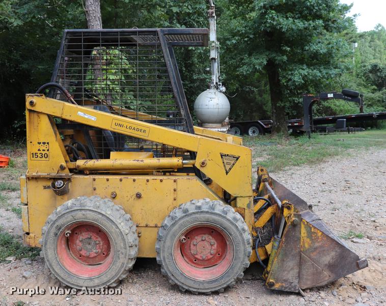 image for item DK9537 1970 Case 1530 skid steer