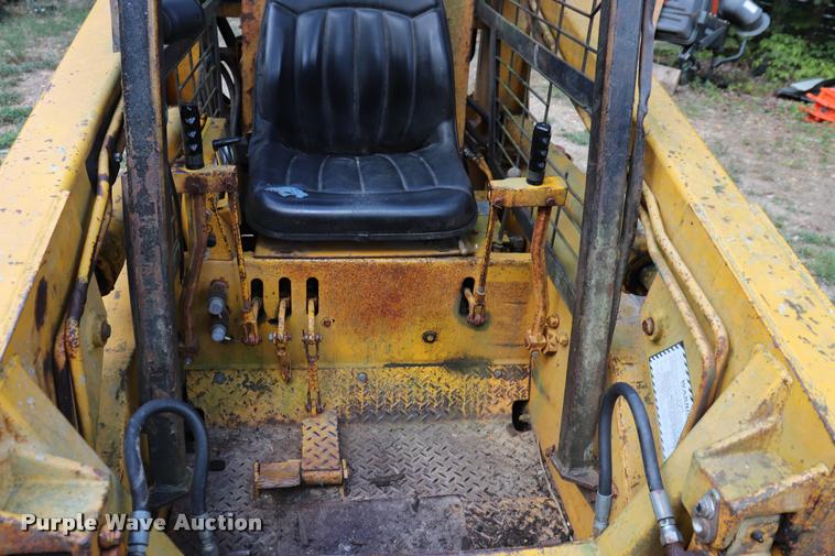 image for item DK9537 1970 Case 1530 skid steer