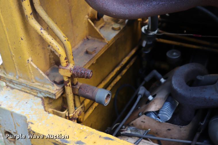 image for item DK9537 1970 Case 1530 skid steer