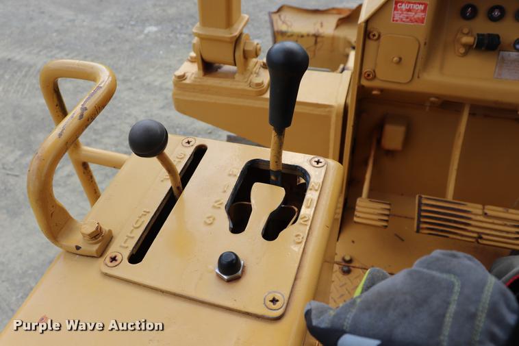 image for item DK9538 1972 Komatsu D31A dozer