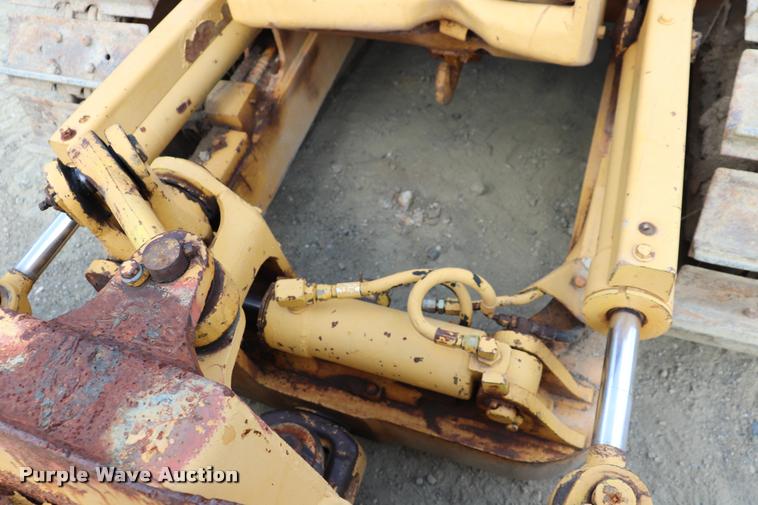 image for item DK9538 1972 Komatsu D31A dozer
