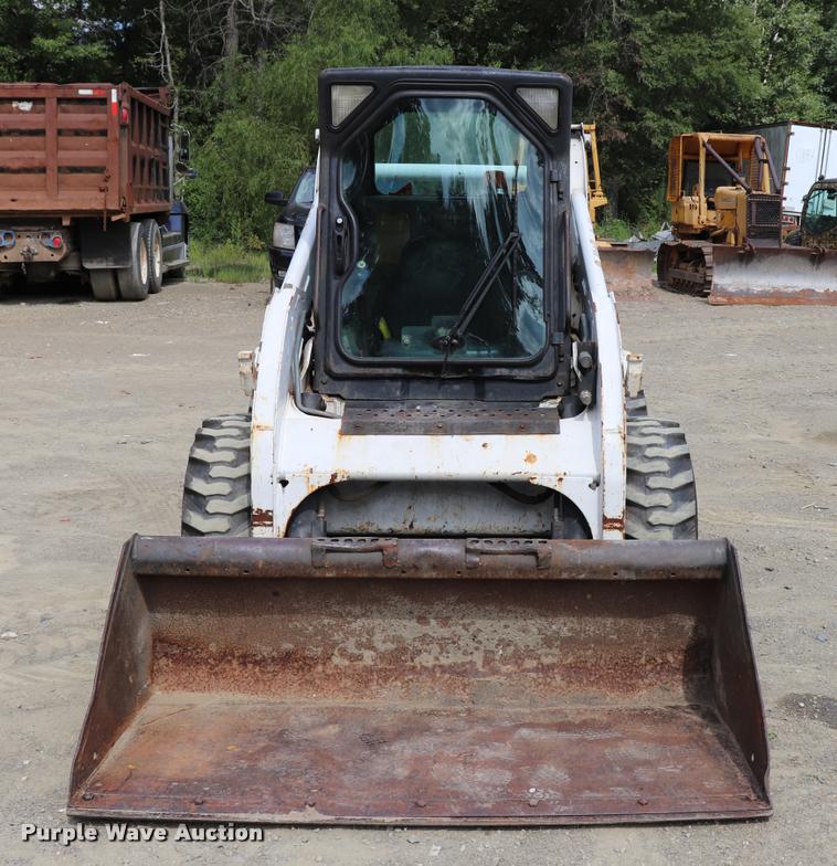 image for item DK9540 2000 Bobcat 773 skid steer
