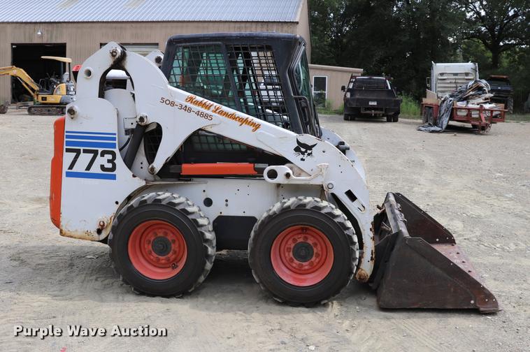 image for item DK9540 2000 Bobcat 773 skid steer