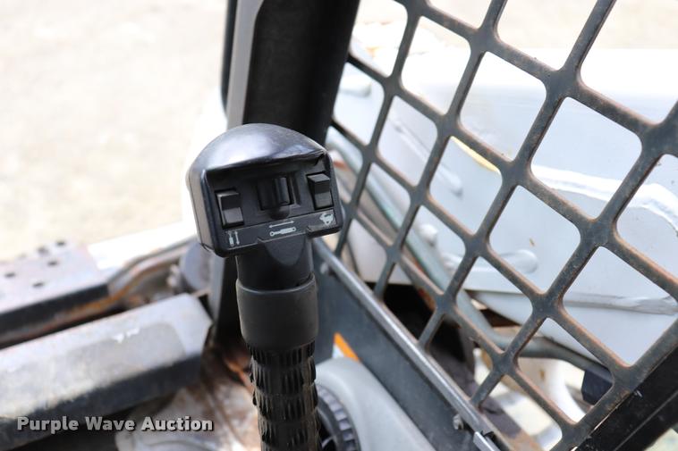 image for item DK9540 2000 Bobcat 773 skid steer