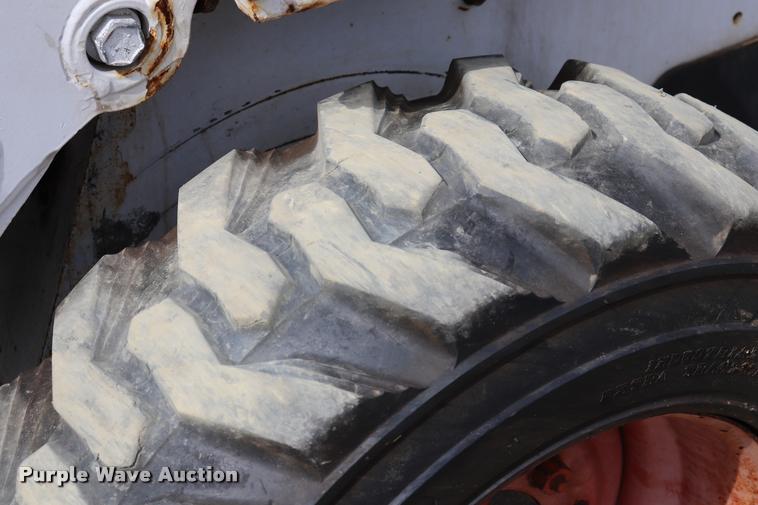 image for item DK9540 2000 Bobcat 773 skid steer