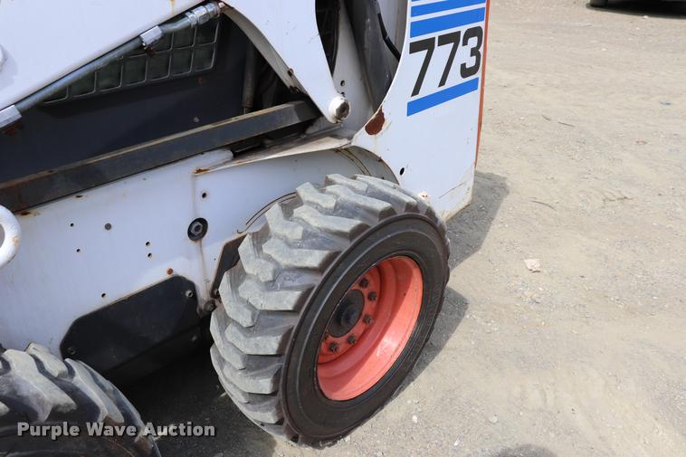 image for item DK9540 2000 Bobcat 773 skid steer