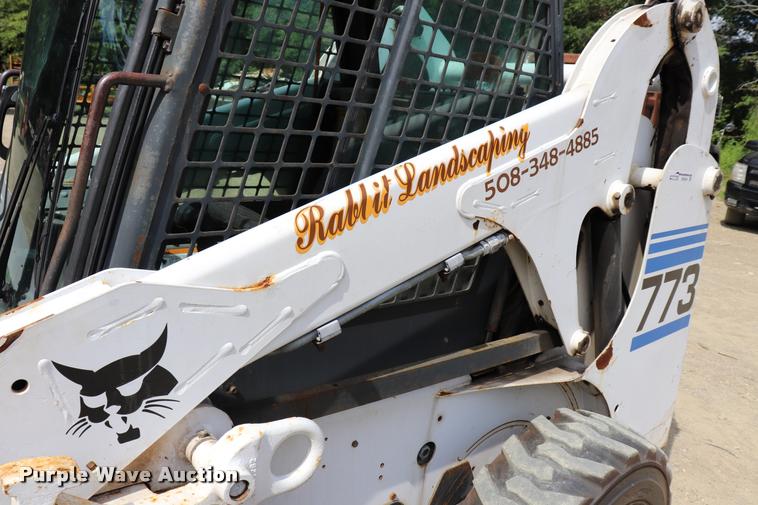 image for item DK9540 2000 Bobcat 773 skid steer