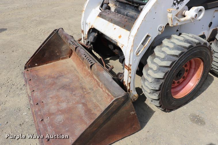 image for item DK9540 2000 Bobcat 773 skid steer