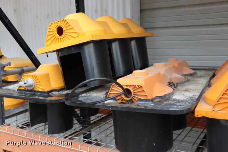 image for item DK9542 Approximately 60 signal heads