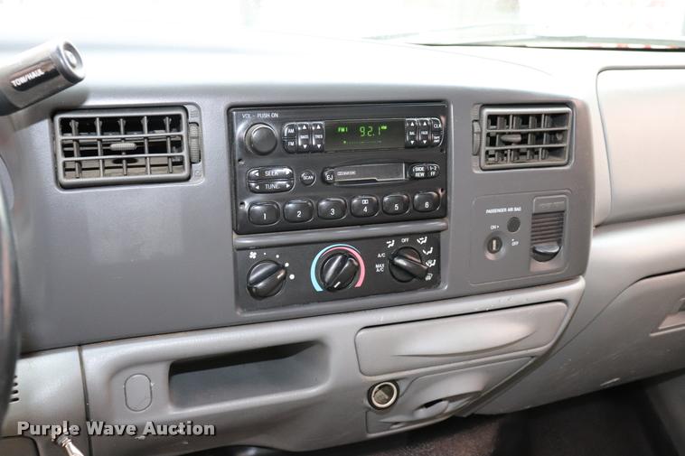 image for item DK9543 2003 Ford F550 Super Duty flatbed truck