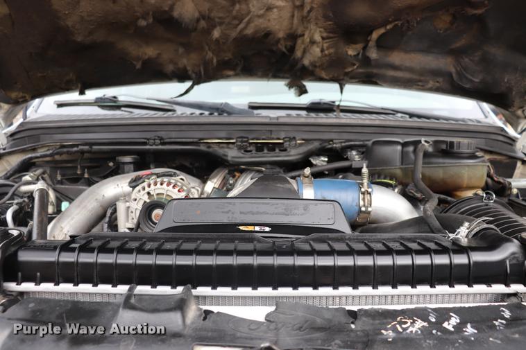 image for item DK9543 2003 Ford F550 Super Duty flatbed truck