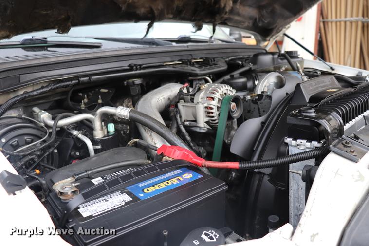 image for item DK9543 2003 Ford F550 Super Duty flatbed truck