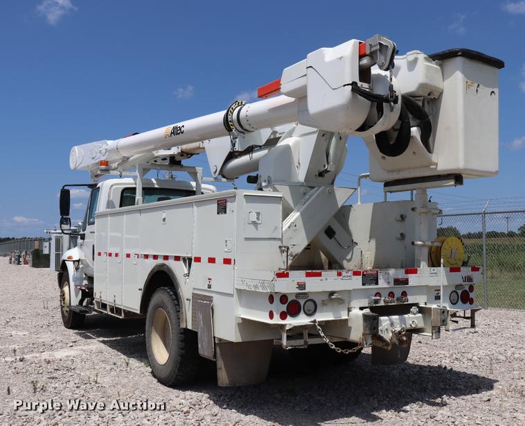image for item DK9558 2007 International DuraStar 4300 bucket truck