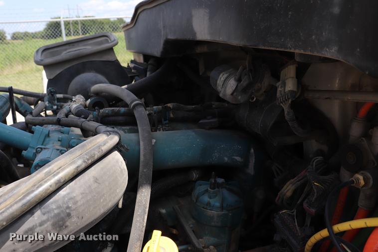 image for item DK9558 2007 International DuraStar 4300 bucket truck