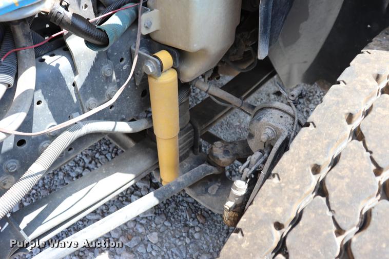 image for item DK9558 2007 International DuraStar 4300 bucket truck