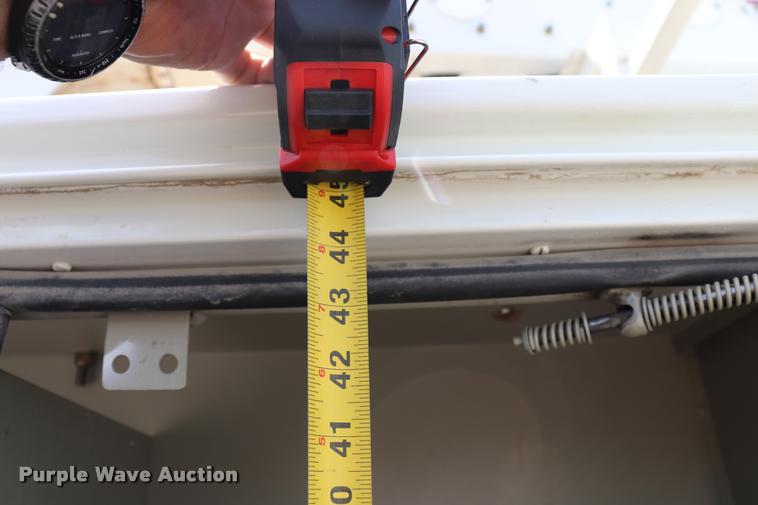 image for item DK9558 2007 International DuraStar 4300 bucket truck