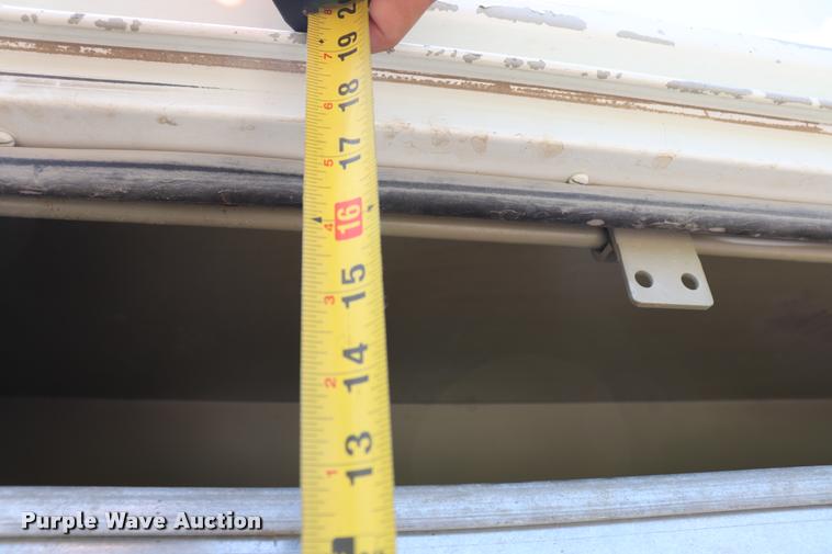 image for item DK9558 2007 International DuraStar 4300 bucket truck