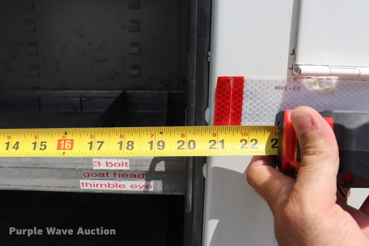 image for item DK9558 2007 International DuraStar 4300 bucket truck