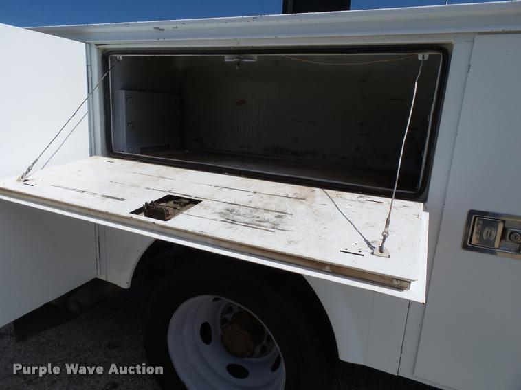 image for item DL9037 2010 Ford F550 Super Duty service truck