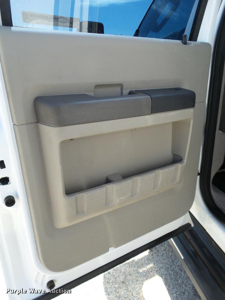 image for item DL9037 2010 Ford F550 Super Duty service truck