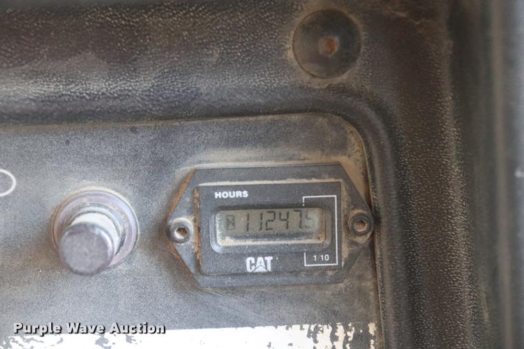 image for item DQ9475 Caterpillar D6H LGP dozer