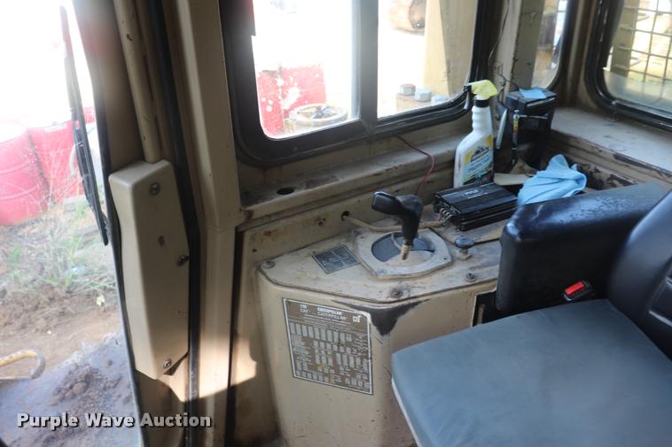 image for item DQ9475 Caterpillar D6H LGP dozer