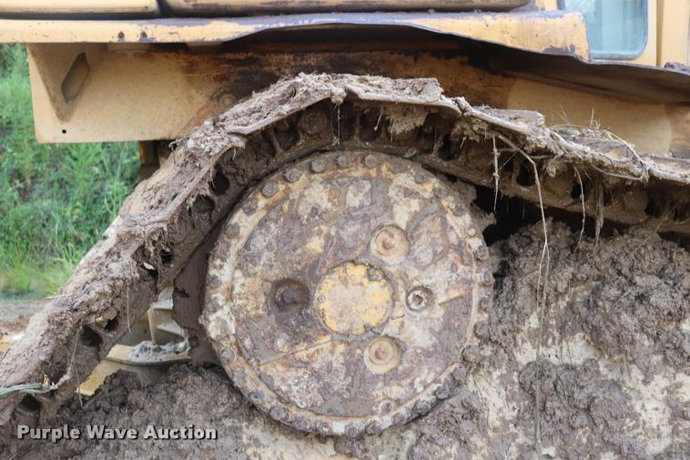 image for item DQ9475 Caterpillar D6H LGP dozer