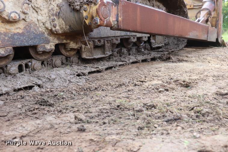 image for item DQ9475 Caterpillar D6H LGP dozer