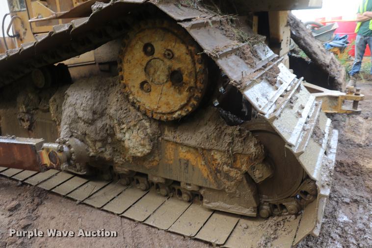 image for item DQ9475 Caterpillar D6H LGP dozer